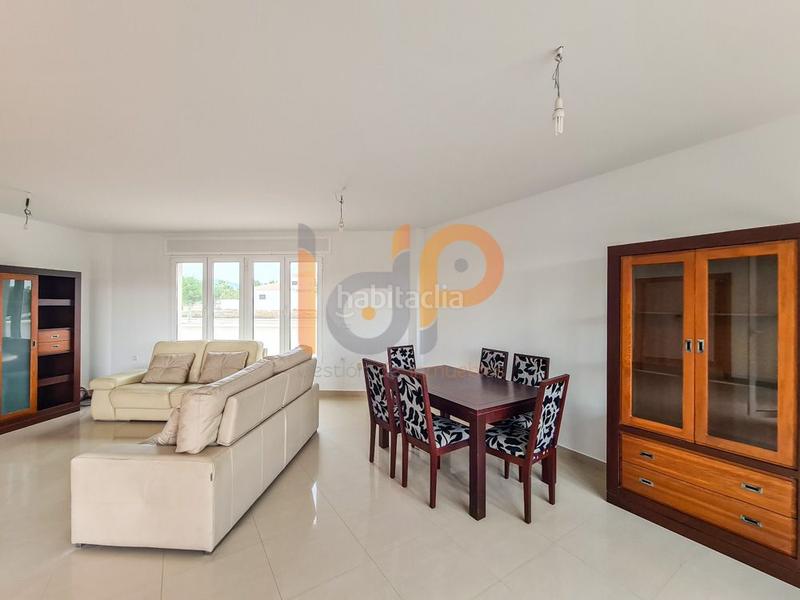 Foto bf0bac04-036c-45b9-a257-153e2d3793c5. Duplex with heating parking in Huércal - Overa