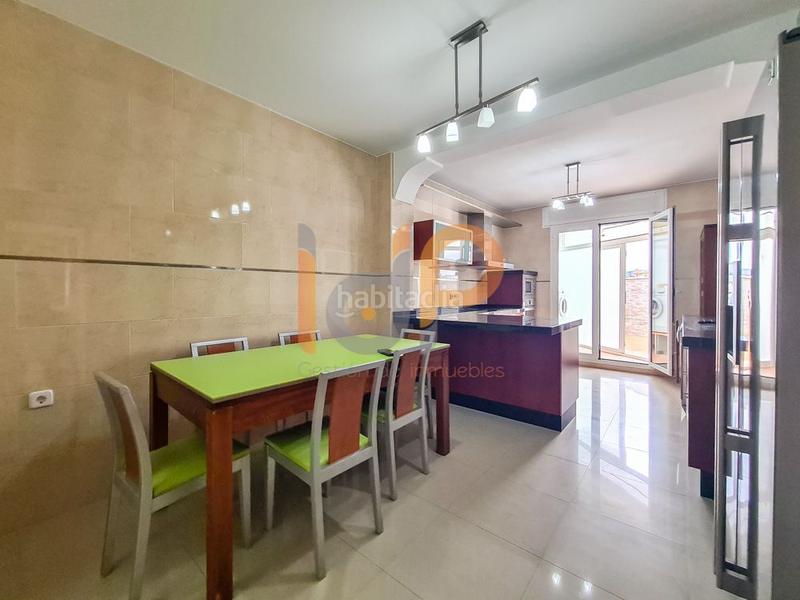 Foto cc520aa9-da0d-458e-b650-f4d00635b0a9. Duplex with heating parking in Huércal - Overa