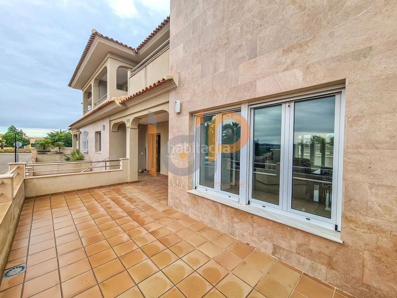 Foto e7f2dc43-86a9-4a22-afec-b75ab3c5c7cc. Duplex with heating parking in Huércal - Overa