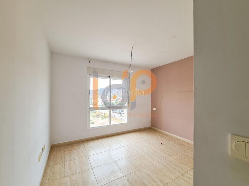 Foto 16ad4ecf-1570-4fb0-8508-86bccf8d5c97. Pis a Zurgena