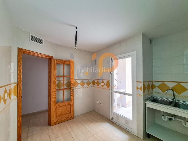 Foto 44a7a19f-0602-4761-9168-dc5a7f8f173a. Pis a Zurgena