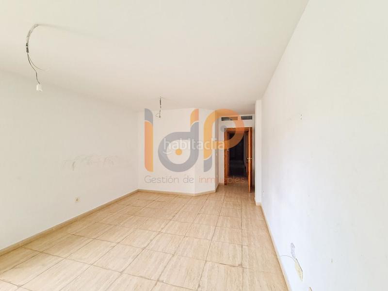 Foto eac8cd9c-c270-4ab5-a1e9-f40bb390a3a1. Pis a Zurgena