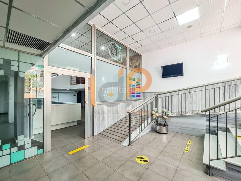 Foto b2501cbd-2d70-4fd8-8cee-251641527436. Local comercial a Huércal - Overa