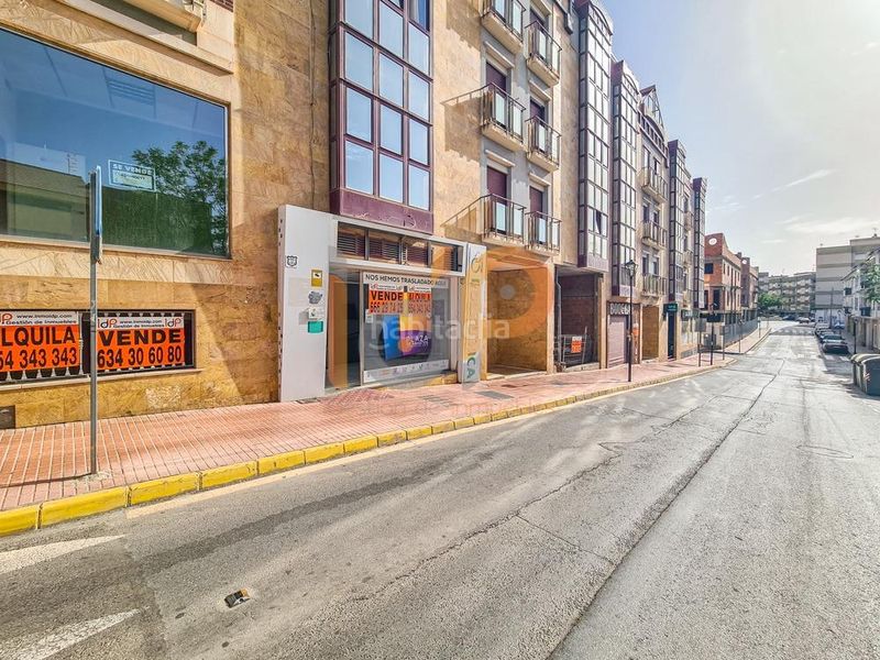Foto ef452577-4c51-4318-bd77-2f35a77759e0. Local comercial a Huércal - Overa