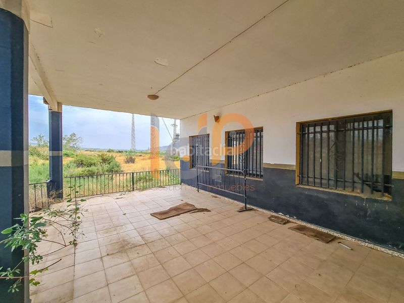 Foto ef288c81-8559-4bf0-b8e2-d7db27d27f99. Local comercial a Huércal - Overa