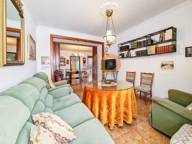 Foto 500e39f0-d62b-462f-89e0-e38e082da2c5. Casa en Vélez - Rubio