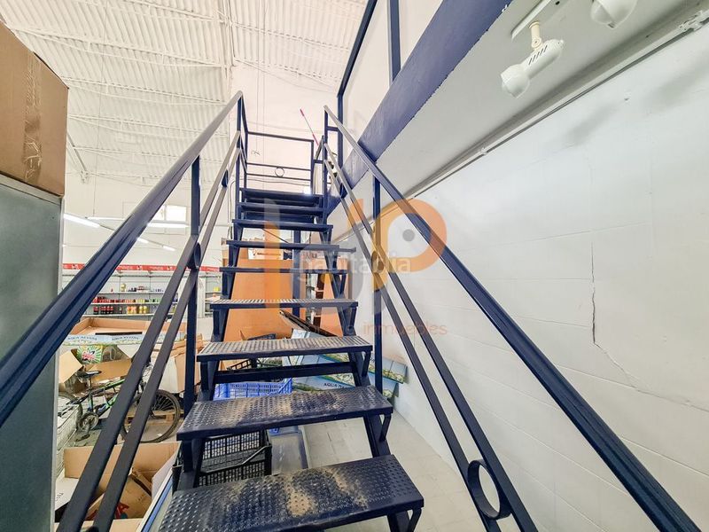 Foto 53c60cd5-a1ee-43a0-b899-c0ffe6d0d3d1. Local comercial a Huércal - Overa