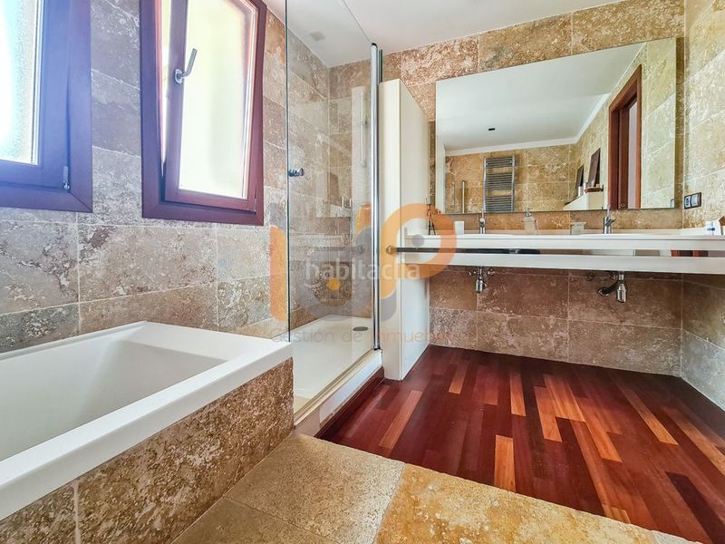 Foto 488ce258-91d5-4b19-b12e-8572c77cc259. Casa amb calefacció aparcament piscina a Huércal - Overa