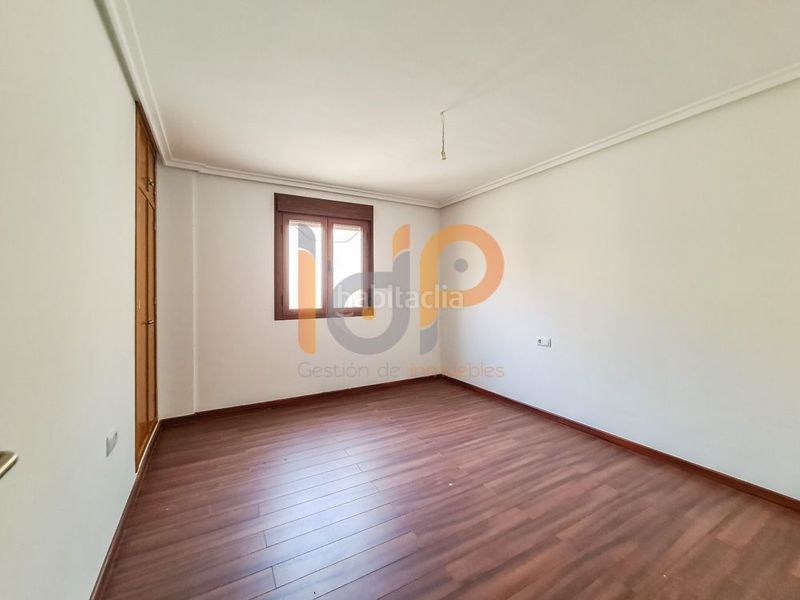 Foto 80eed3ac-2bf5-4885-b2e4-4ed01738d46d. Piso en Huércal - Overa