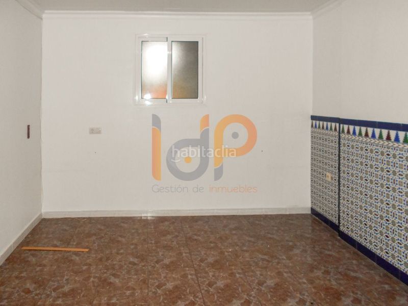 Foto 5f01aead-87ce-44a9-8239-4bd0d74a1118. Local comercial a Huércal - Overa