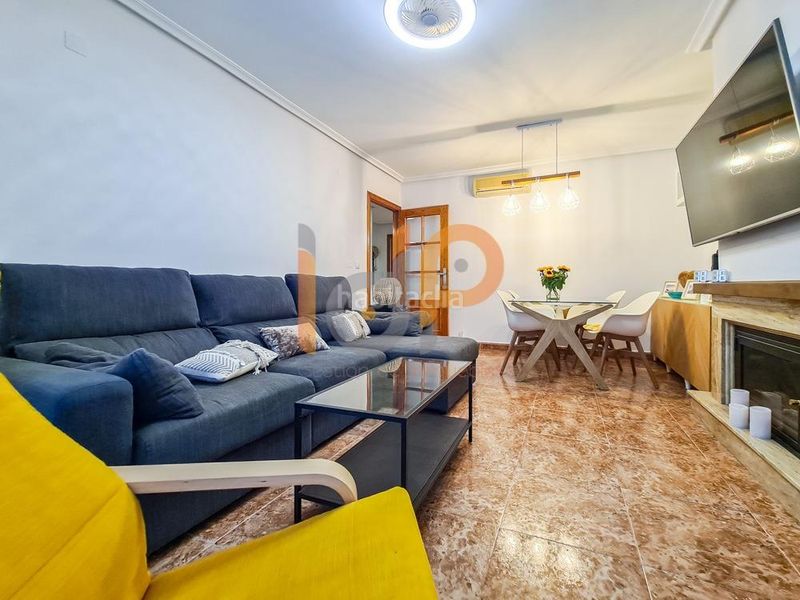 Foto e8853864-5cd1-4841-905a-01da9ddff452. Pis amb aparcament a Huércal - Overa