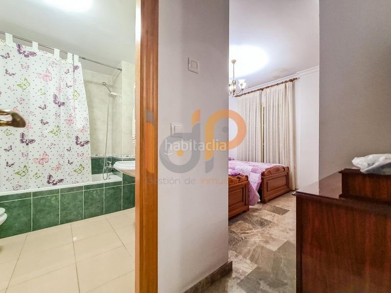 Foto 23c16e23-6e13-487d-bf8d-1aa4099e0e0b. Pis amb aparcament a Huércal - Overa