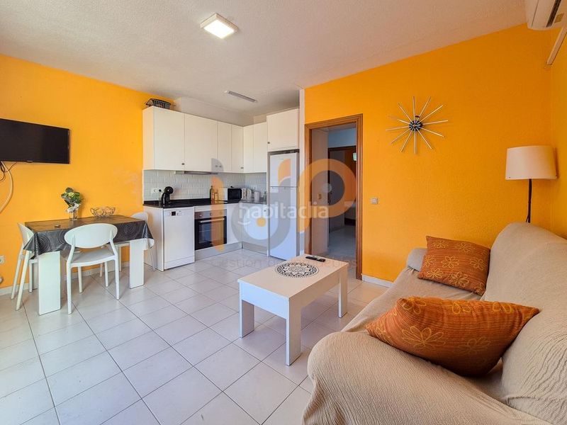 Foto 9e258389-bc6c-42cb-8d4f-3fa14b8e9c26. Apartamento en Vera playa naturista Vera