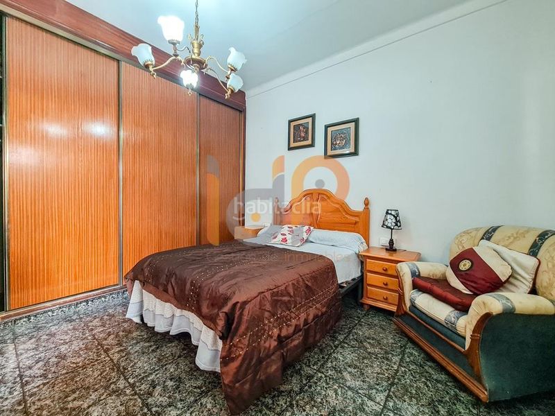 Foto f0cb4a7a-ae35-45bc-8d04-b0871089496d. Casa amb aparcament a Huércal - Overa