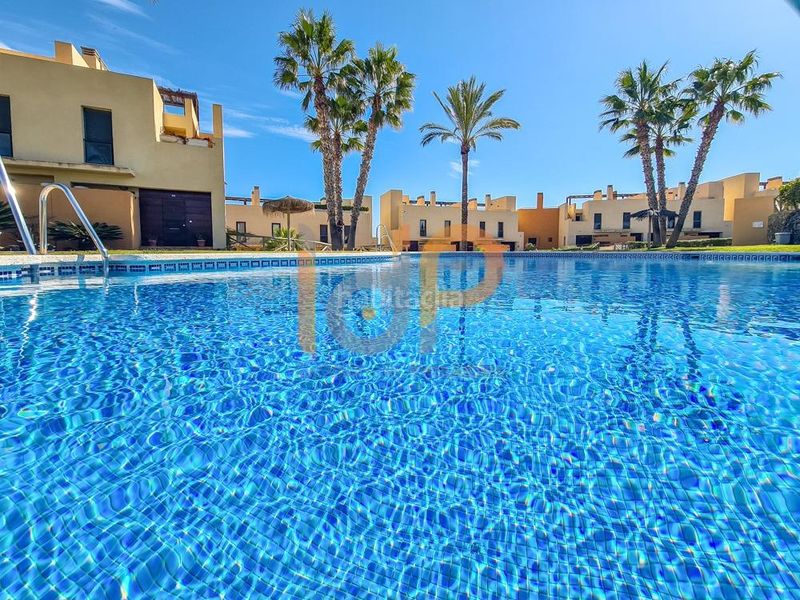 Foto 477e6b8f-6d07-4e75-a14a-0a9a34208634. Pis amb aparcament piscina a Golf Valle Este Vera