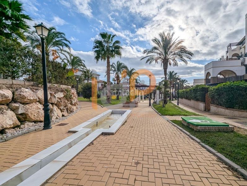 Foto 7eb44e6a-149c-4a15-9cc3-fb0eee5643de. Apartament amb aparcament piscina a Las Salinas Vera