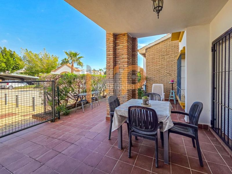 Foto bd8e1d22-21a5-42cd-ae1f-66d4818cbd58. Apartament amb aparcament piscina a Las Salinas Vera
