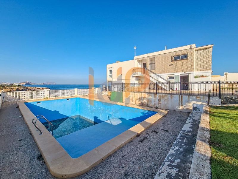 Foto bd414206-ec62-426e-b4c4-4aad3925a9d2. Casa amb aparcament piscina a El Rubial Águilas