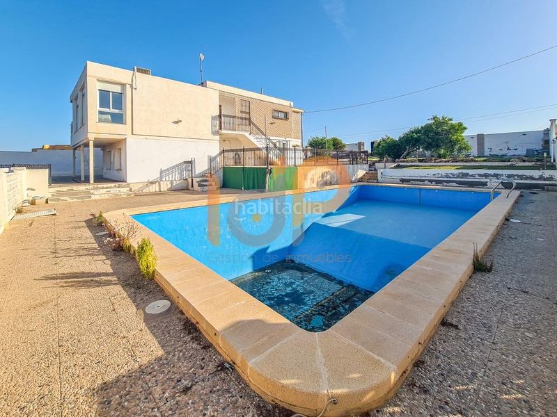 Foto d3a2d34e-4c30-48ee-9ac3-de4684b94410. Casa amb aparcament piscina a El Rubial Águilas