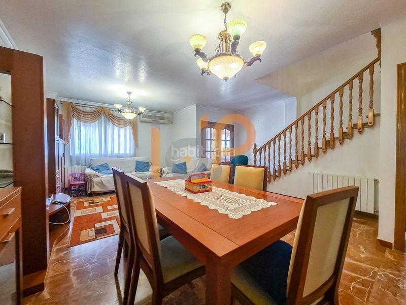 Foto 3b8e96c0-f924-4c7f-9f23-04b9dc06f7c4. Dúplex amb calefacció aparcament a Huércal - Overa