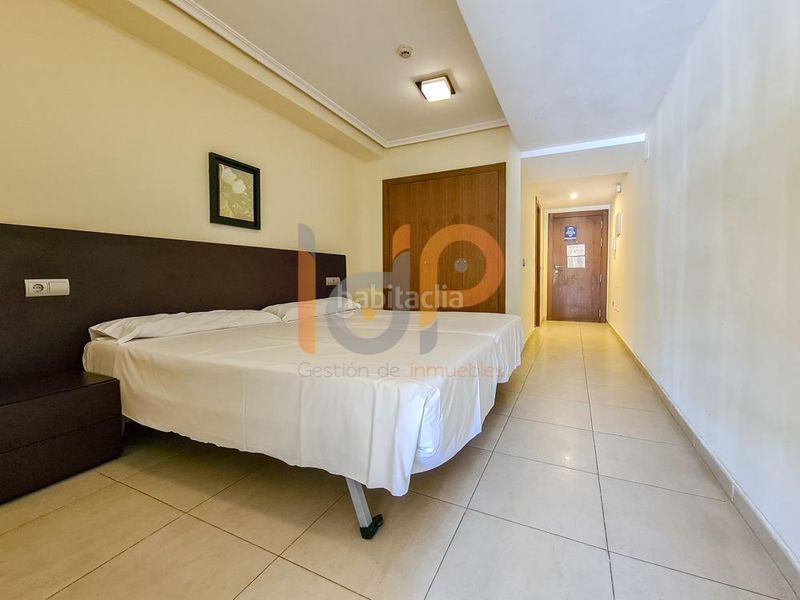 Foto 159c499f-32af-4230-922a-4ff2d88865f7. Apartament amb aparcament piscina a Puerto Rey Vera