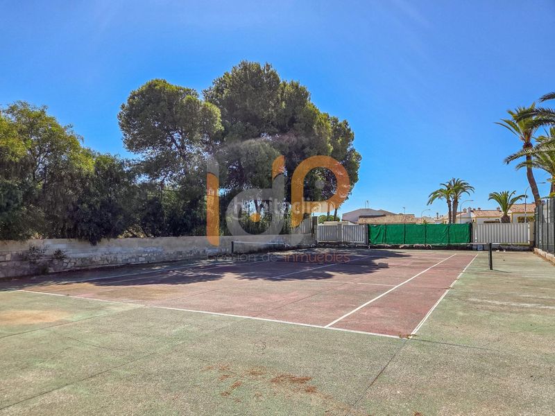 Foto 415cd3c1-348d-494a-b250-3457b5713a22. Apartament amb piscina a Las Marinas - Pueblo Laguna Vera