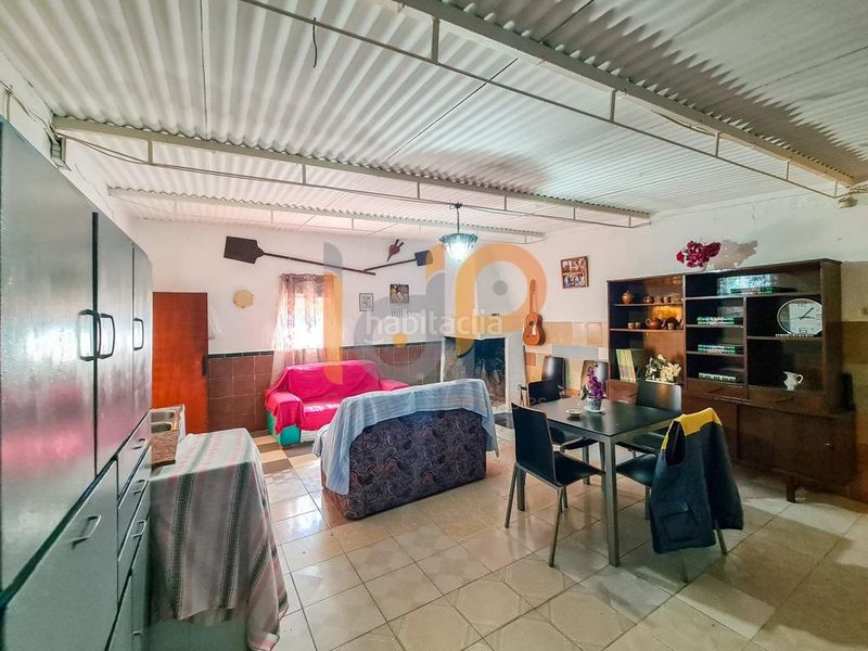 Foto 4df5c4f0-2991-488c-8d0e-06f88b10395c. Casa amb aparcament a Huércal - Overa