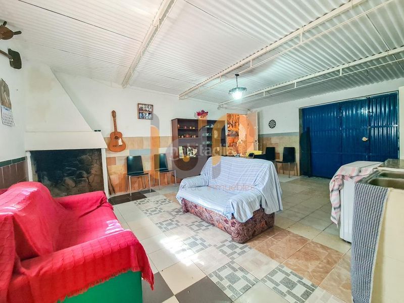 Foto ad44c21e-8fa6-4762-b054-579c8e9b0f0d. Casa amb aparcament a Huércal - Overa