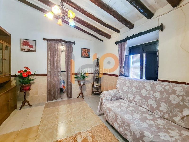 Foto bf4858bb-7a7a-460c-82b6-c75a14865209. Casa amb aparcament a Huércal - Overa