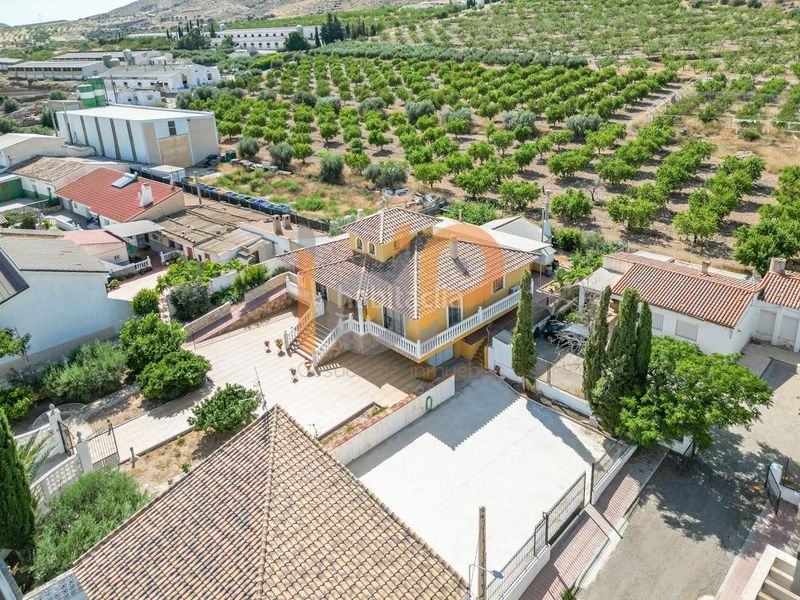Foto c7ea28a7-44bf-4b3a-9c95-7b19d78b7e61. Casa amb calefacció aparcament a Huércal - Overa