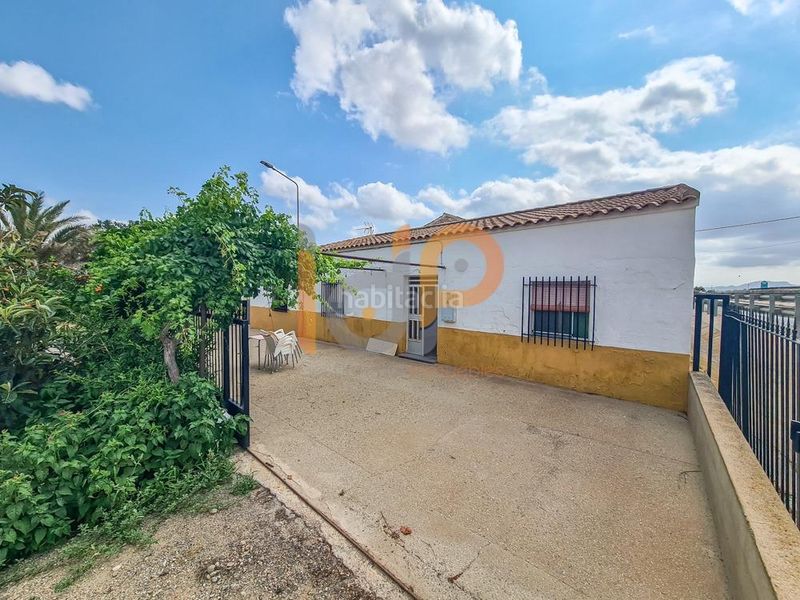 Foto a83286d4-fc26-436f-96dc-7fc1e38192a0. Casa a Huércal - Overa