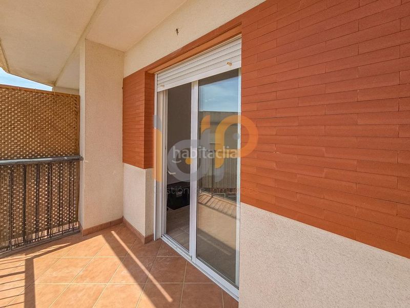 Foto dc76f7cb-4bee-4a7e-b67d-01bba0fe8a06. Apartament amb piscina a Vera ciudad Vera