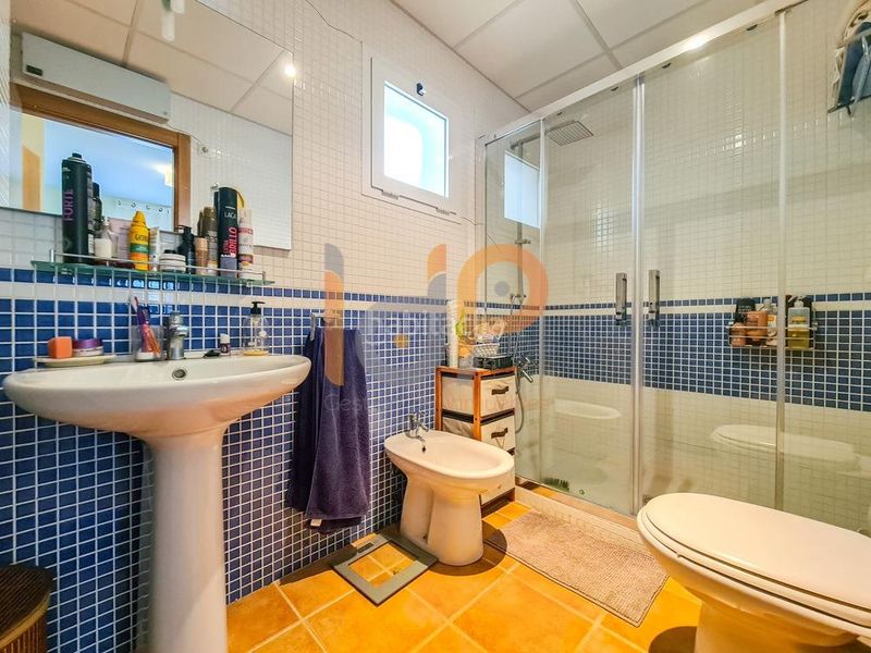 Foto f2b8cf50-77ca-49d8-88bb-428f8dff01f7. Apartament amb aparcament piscina a Las Salinas Vera