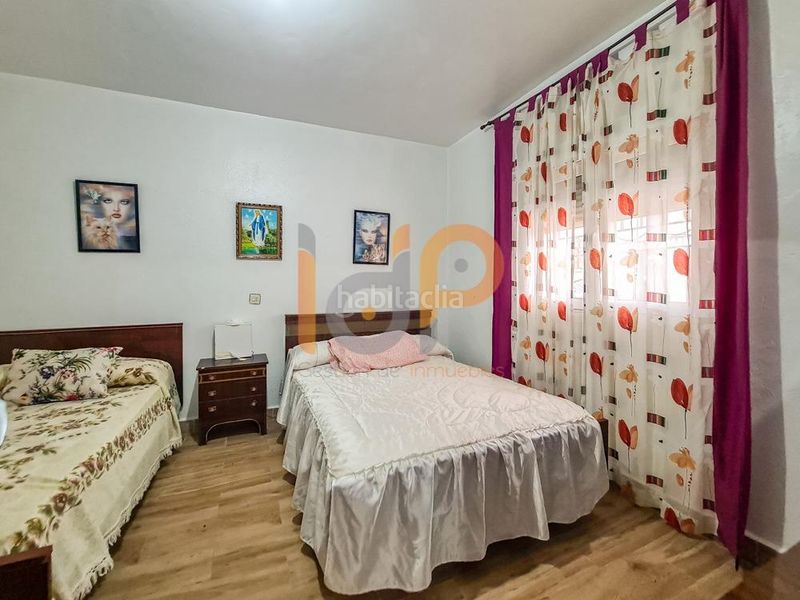 Foto ba7c7cfa-dba3-43f4-a266-d75a79d1ae90. Casa amb aparcament a Huércal - Overa