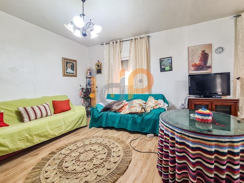 Foto c8c1a293-0e19-4dda-bcd9-6cd3263d713b. Casa amb aparcament a Huércal - Overa