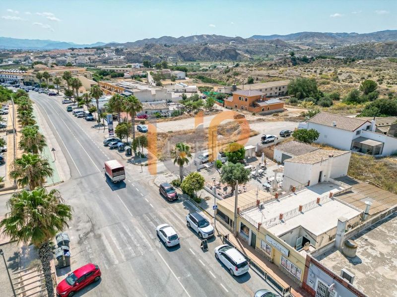 Foto 0d366581-7084-4b16-bafa-a69184d99858. Casa amb aparcament a Arboleas