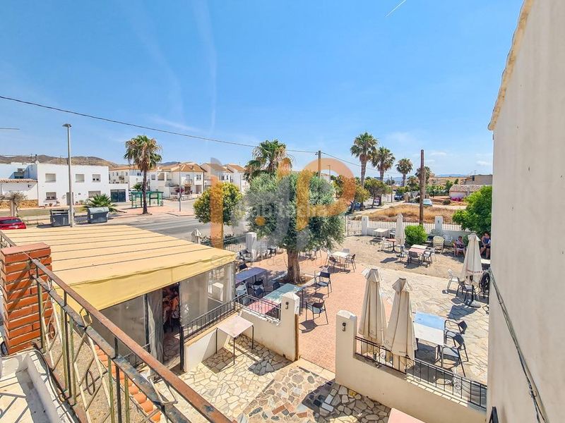 Foto 23b606a1-ce27-4246-96e7-e319ff1eb992. Casa amb aparcament a Arboleas