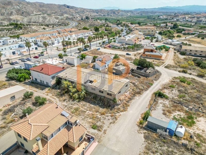 Foto db0ef159-8a30-4c4c-9b9f-842e5a9e4710. Casa amb aparcament a Arboleas