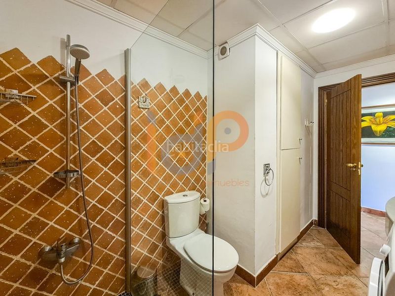 Foto 53546664-8293-4836-a23c-7cc4e68ee630. Apartament amb aparcament piscina a El Playazo Vera