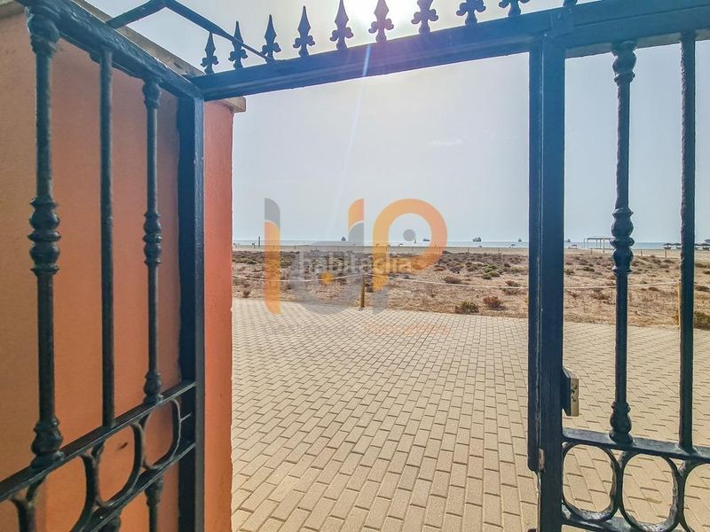 Foto 9b8b325d-cb28-441c-bd2c-d3697170df7e. Apartament amb aparcament piscina a El Playazo Vera