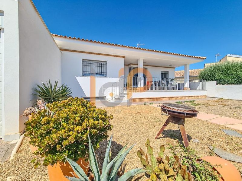 Foto 499c8a9a-9109-41a3-8730-0548f4779e55. Casa amb calefacció aparcament a Huércal - Overa