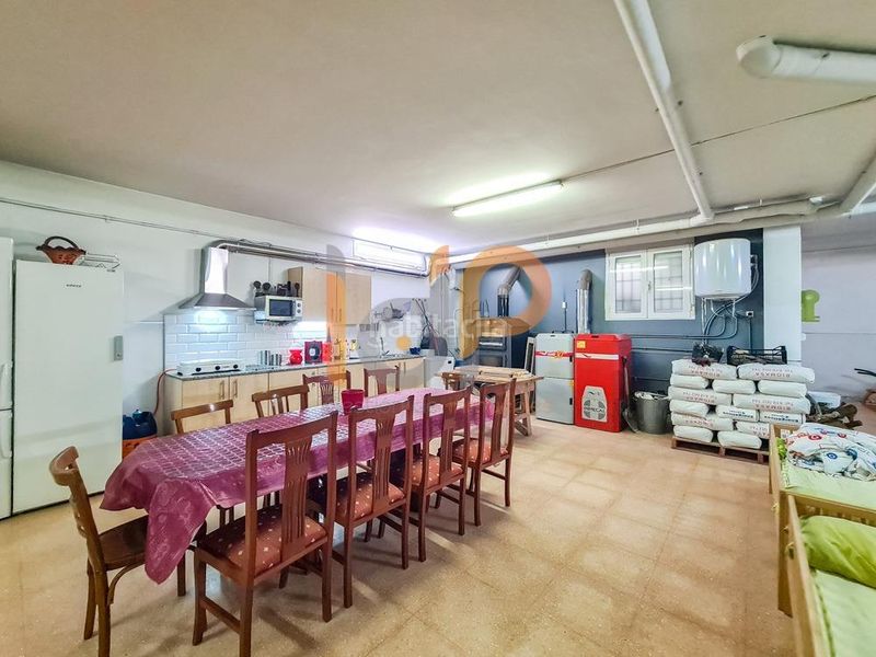 Foto b4589c70-4f58-4495-a707-05a4be43f4a0. Casa amb calefacció aparcament a Huércal - Overa