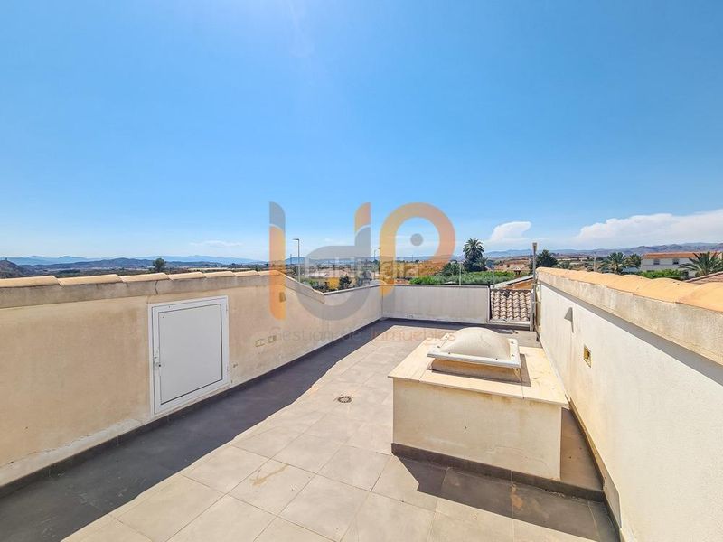 Foto db079fc2-9925-45a7-8676-2cd9a8644b06. Casa amb calefacció aparcament a Huércal - Overa