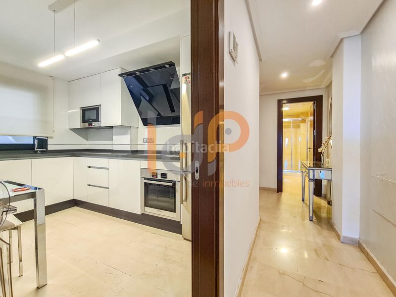Foto 0995bf15-5188-42f9-a752-6324acfc7d07. Piso en Cortes-Huertas Madrid