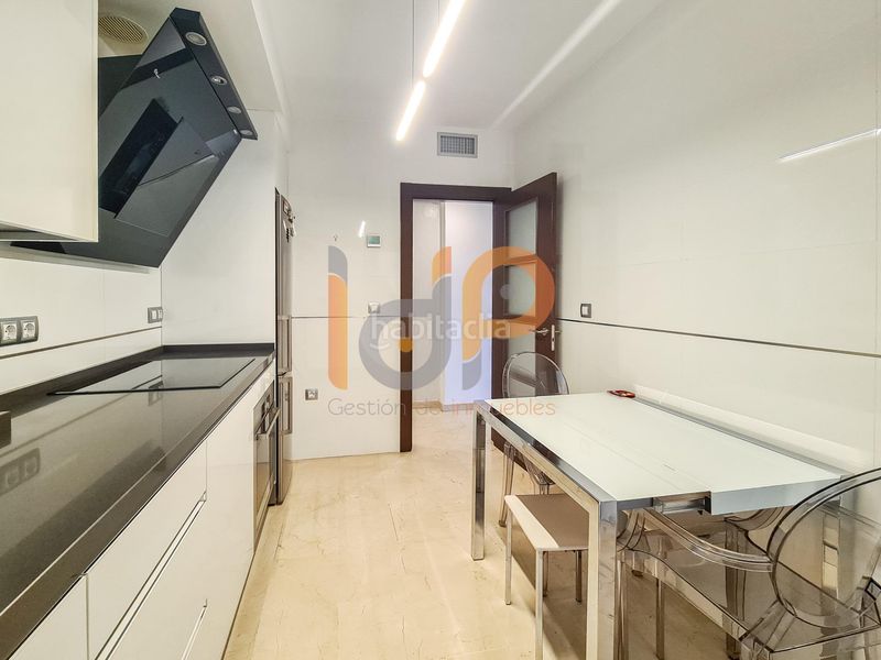 Foto 45fdea8e-9607-4205-a543-2057a610d816. Piso en Cortes-Huertas Madrid