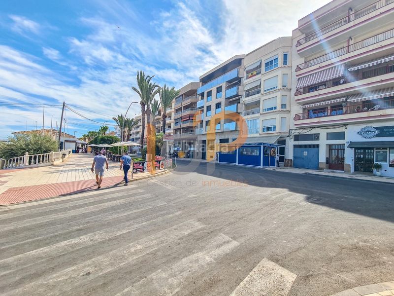 Foto a93c46c0-ce64-4c09-8a94-21360ee8022a. Piso en Cortes-Huertas Madrid
