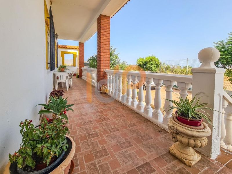 Foto 13143b8d-eb28-4a03-9fd7-336c69393406. Casa amb aparcament a Huércal - Overa