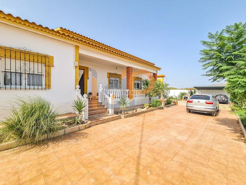Foto a68d8f76-4311-4a3f-9fd9-7d63bf756d3e. Casa amb aparcament a Huércal - Overa