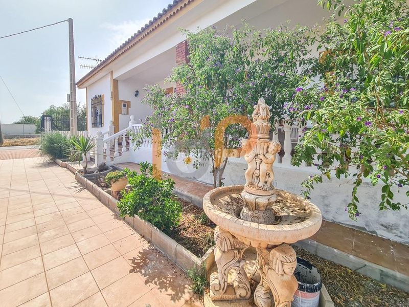 Foto a6e669e1-a19e-4acc-b9c8-8f0c4444220d. Casa amb aparcament a Huércal - Overa
