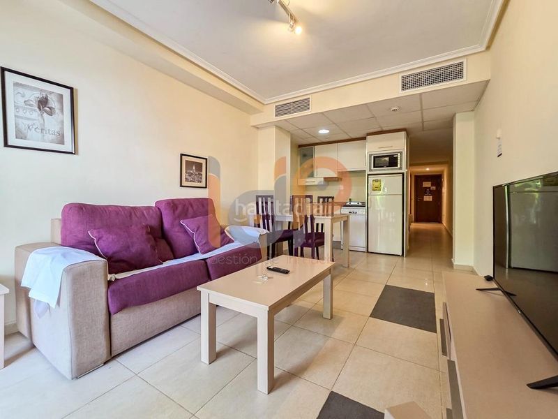 Foto 4ae8d9f4-be9a-47d2-8a6f-a39d4c23801a. Apartament amb aparcament piscina a Puerto Rey Vera